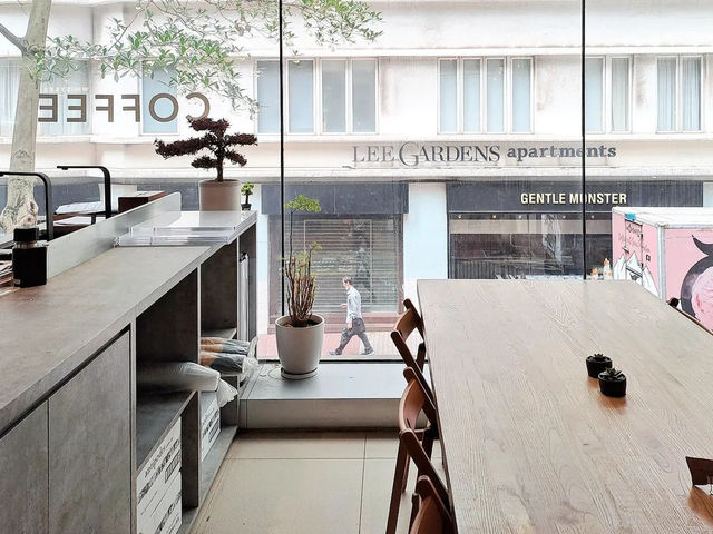NINETYs (Causeway Bay)