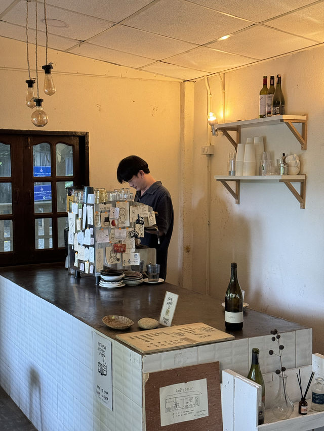 คิดถึงวิทยา Coffee | จ.เชียงใหม่ 🏡🌿☕️🌧️