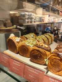 Gula Cakery, Answer to Sweet Tooth with Cakes & Dessert