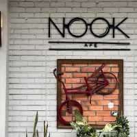 코지한 공간의 카페 Nook Cafe