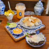 จันทร์แรมไอศกรีม ร้านน่ารักกลางเมืองประจวบ 