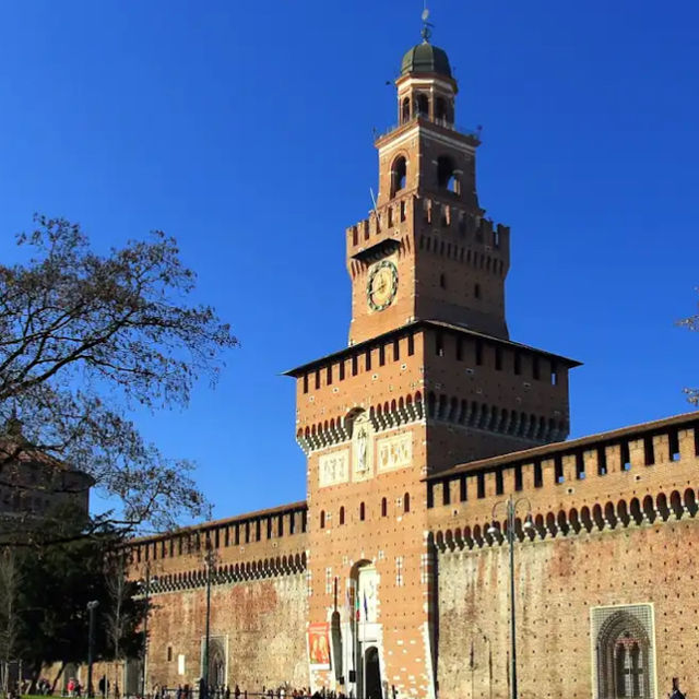 【イタリア】中世の壮大な城