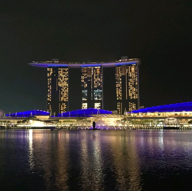 Perfect Singapore: A City of Stunning Contrasts 🌇🌿