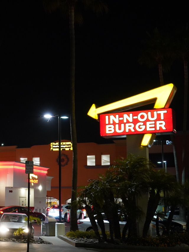 アメリカ｜西海岸に行ったら食べるべきファストフード IN-N-OUT
