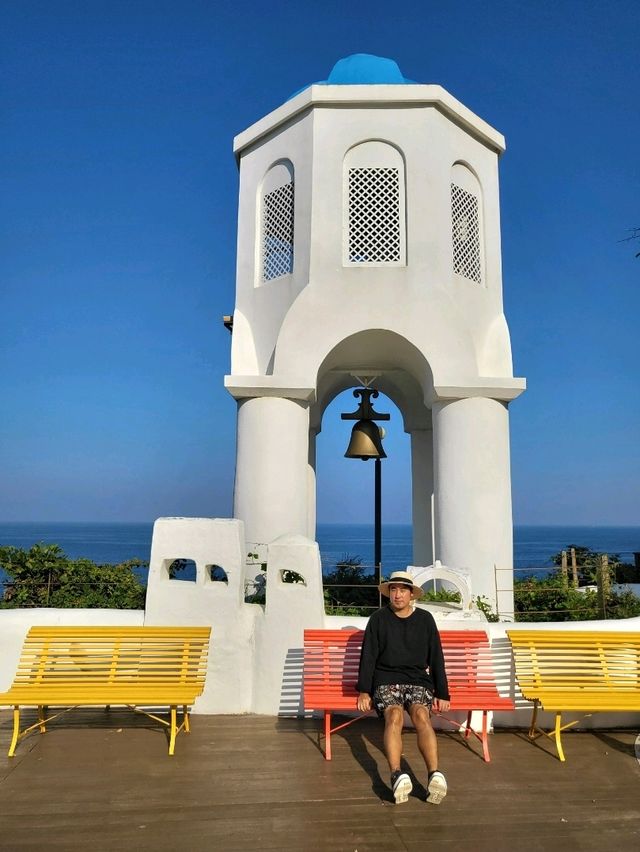 산토리니 느낌 가득한 이국적 삼척카페