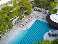 ที่พักที่ภายในโอบล้อมไปด้วยต้นไม้