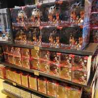 Exploring the Mugiwara Store in Tokyo Tower!