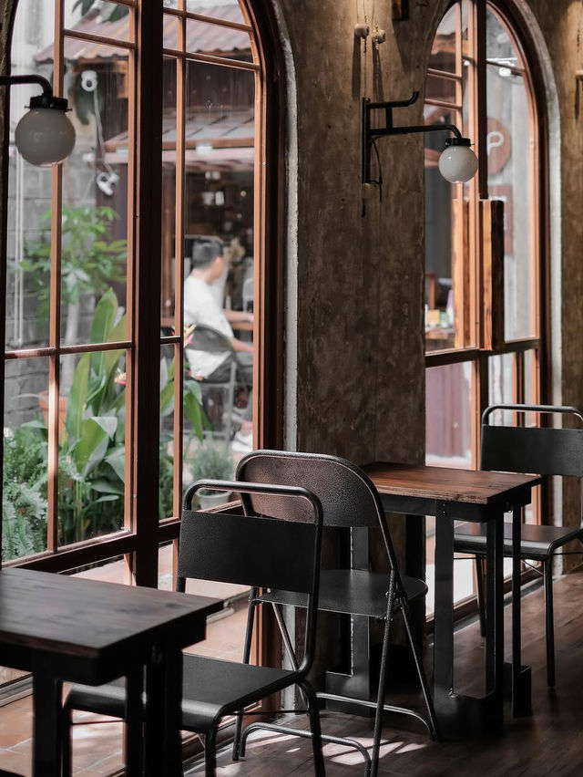 Phuhong Cafe