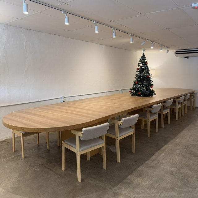 A Festive Brew: Christmas Magic at Ang Ang Roastery