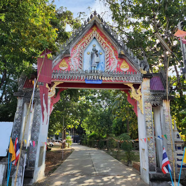 Tranquility and Tradition at Wat Nong Muang