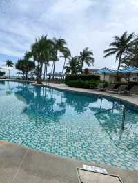 熱鬧的查汶海灘之上OZO HOTEL