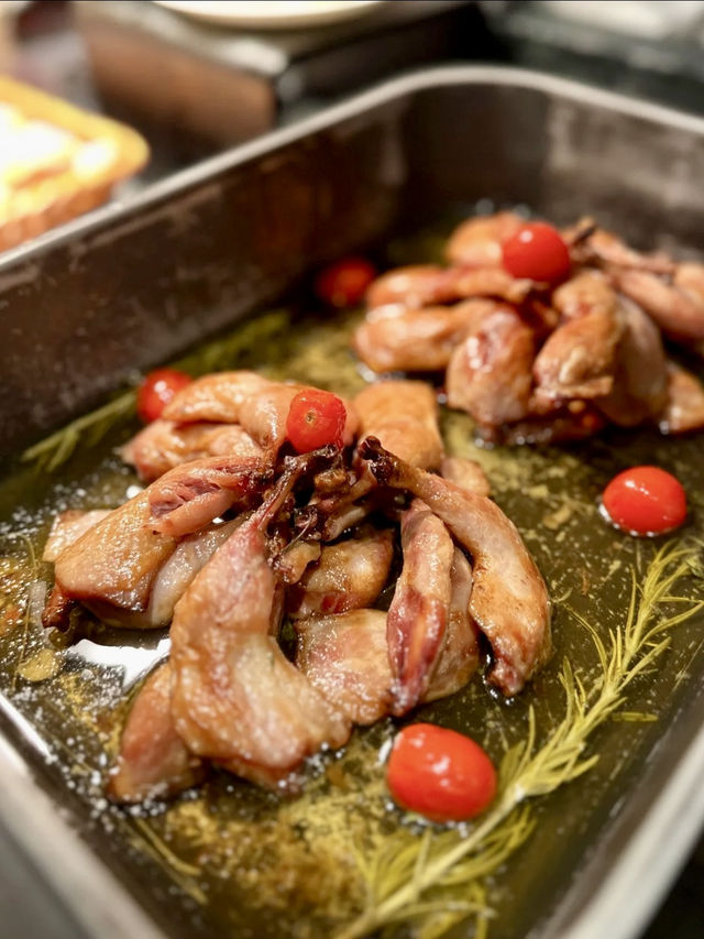 聖誕在香港迪士尼翠樂庭餐廳的自助餐 🎄🍽️