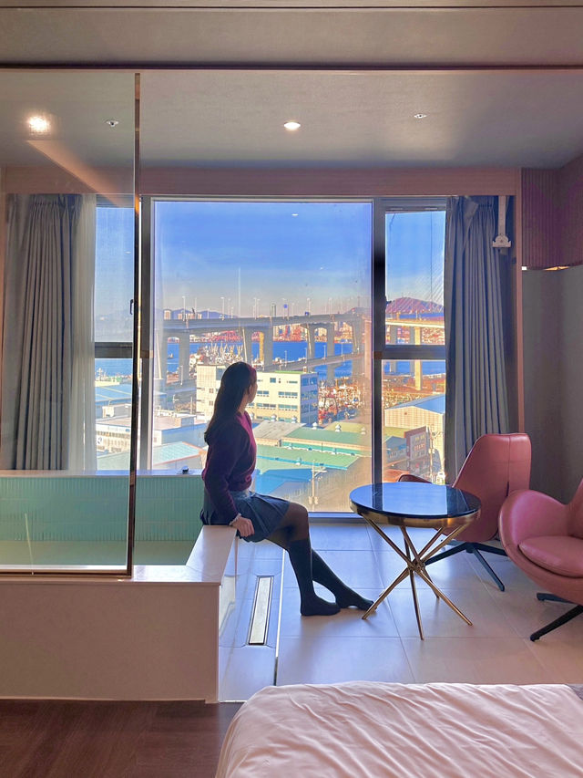 브릿지뷰 x 오션뷰 1열 호캉스 🌉