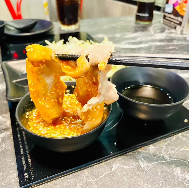 บุฟเฟ่ต์สุกี้ยากี้พรีเมี่ยม อร่อยเด็ดต้องลอง‼️