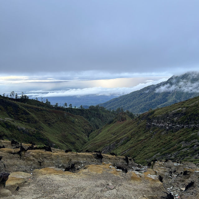 The most dangerous hiking in my life 