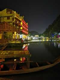 🇨🇳 Enchanting Nights in Fenghuang: A River of Reflections