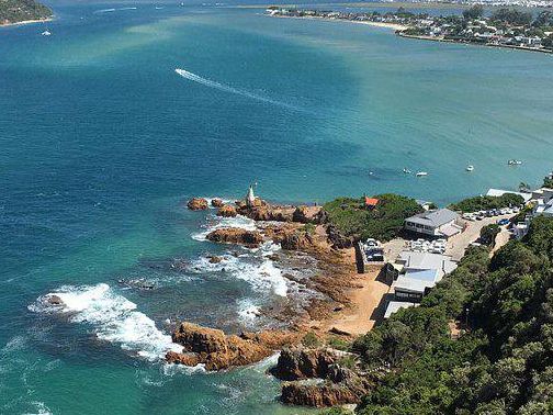 Knysna Heads: Majestic Cliffs and Stunning Views