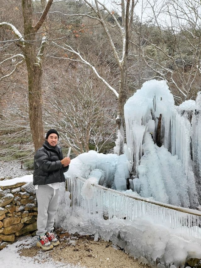 겨울감성 가득한 빙벽이 있는 대전여행지