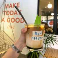 pretty cafe