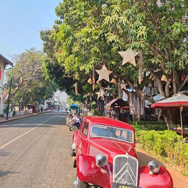 Sunrise Delights by the Mekong: A Morning Stroll Through Luang Prabang's Timeless Streets