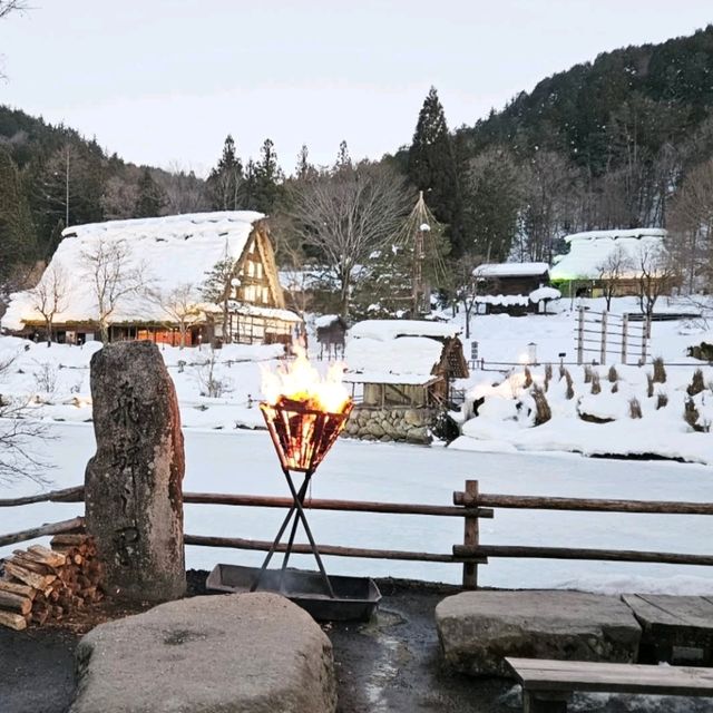 水墨画のような幽玄さ