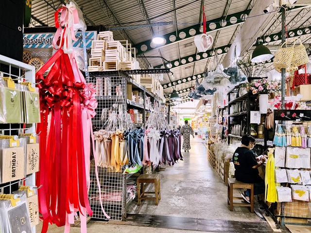 ตลาดดอกไม้ปากคลองตลาดใหม่