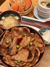 期間限定迷你海鮮丼及魩仔魚漬蕃茄
