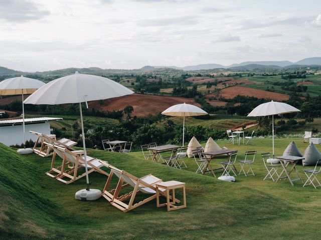 คาเฟ่นี้วิวสวยที่สุดในเขาใหญ่🌿