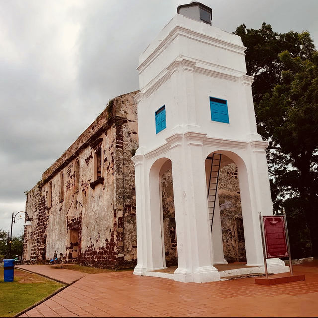 STEP INTO HISTORY | EXPLORING A FAMOSA FORTRESS