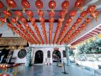 Sam Siang Keng: Where Gods, Ghosts & the Best Kaya Buns Collide 🏮👻