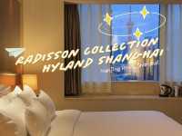  Radisson Hyland ห้องพักพร้อมวิวหอไข่มุก