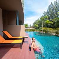 The Kaset Hua Hin  หัวหิน