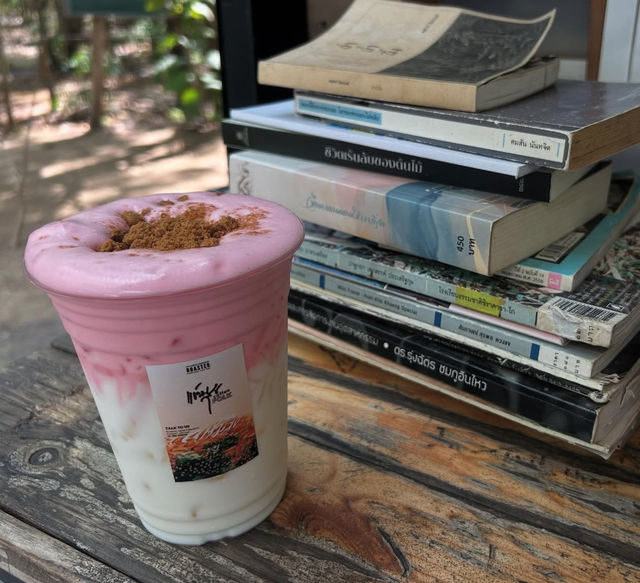 แต้มสุข coffee & folk
