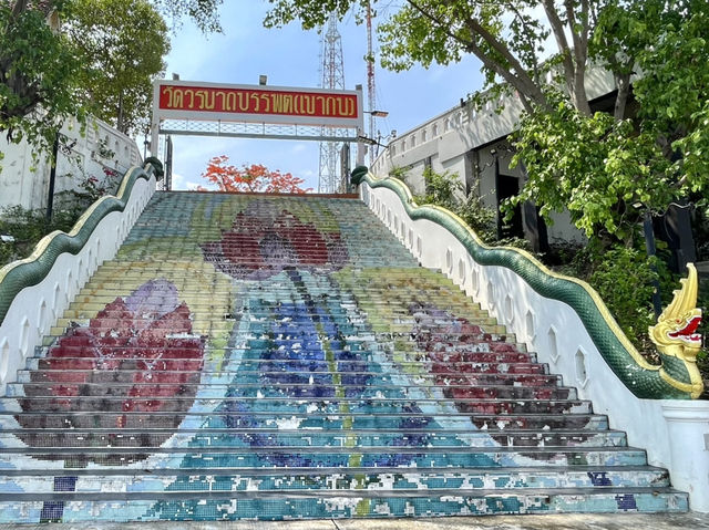ไหว้พระขอพร วัดกบ นครสวรรค์