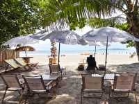 Cafe ริมทะเล และ Cafe มินิมอลที่เค้กอร่อยในแกลง