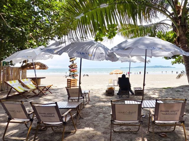 Cafe ริมทะเล และ Cafe มินิมอลที่เค้กอร่อยในแกลง