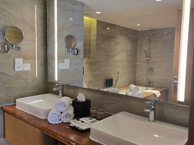 DOUBLETREE BY HILTON JAIPUR AMER 
