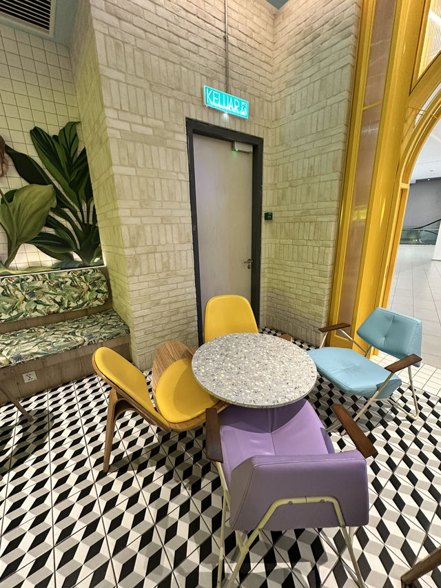 Blockbusters & Bites at Happy Food Co., LaLaport KL