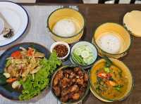 ร้านอาหารชะลอม