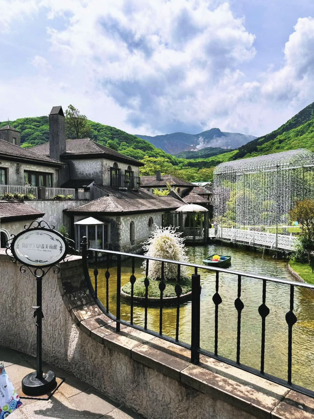 A Peaceful Day in Hakone – Glass Gardens & Italian Feasts