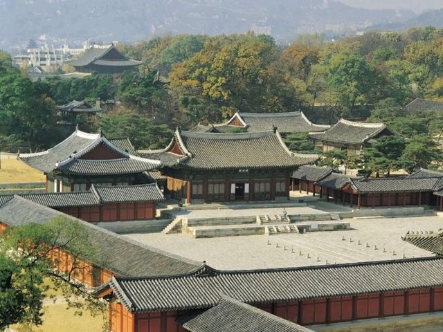 Changgyeonggung Palace – Seoul’s Serene Palace of Seasons