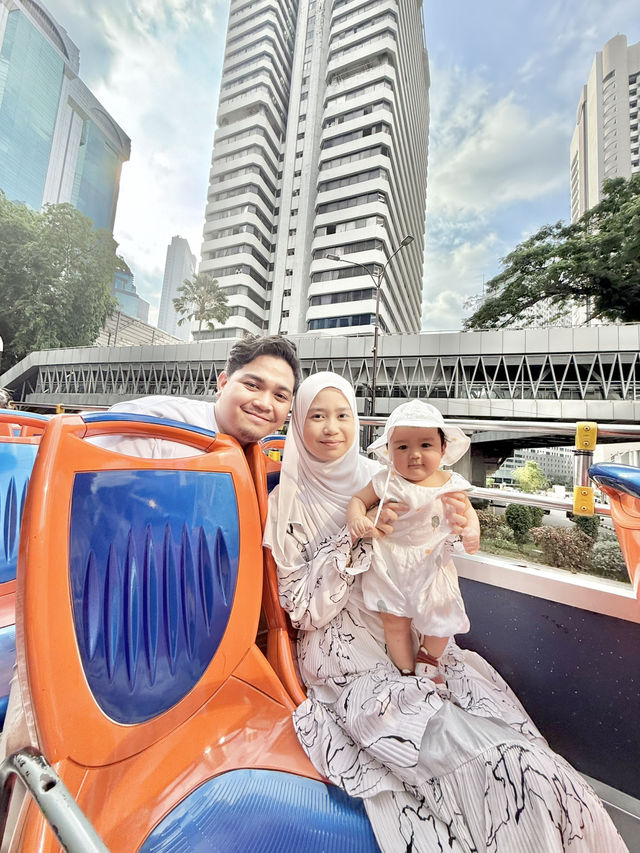 KL HOP ON HOP OFF WITH BABY👶🏻