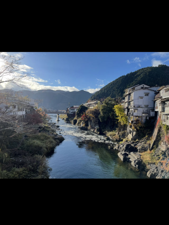 洗滌心靈的水聲中入睡--郡上八幡三原屋