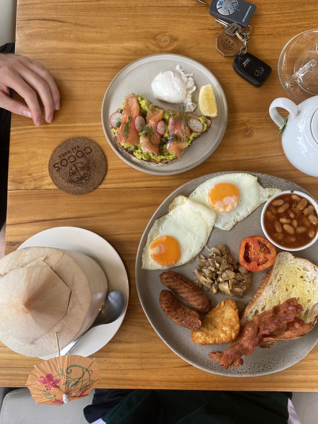 Coco's Nai Harn Cafe 