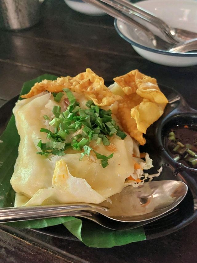 เฮือนหม่อนน้อย อุตรดิตถ์