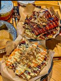 Crab Stick or Eel? This Japanese Street Food Spot in Guangzhou Has Next-Level Okonomiyaki!