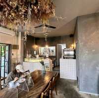 A WORKS CAFE