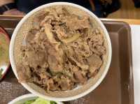 🍚 Comfort Food Done Right – Dinner at Sukiya Shinoda Aomori