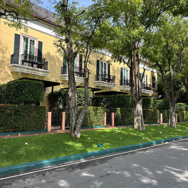Rancho Charnvee resort & country club 🏡🪵
