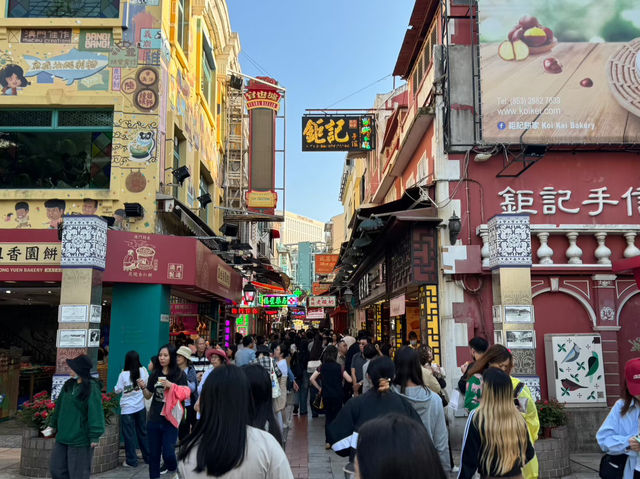 澳門奇幻之旅：一場穿越時空的視覺盛宴！